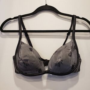 Wonderbra Push-up Bra - 36C US